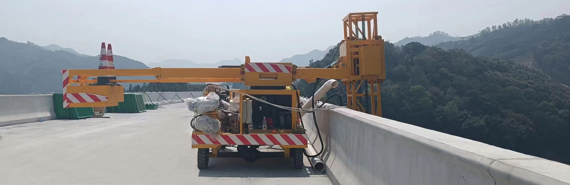 正景機(jī)械便捷式橋檢車